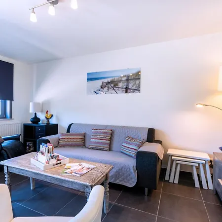 Duinenzicht With Balcony By Interhome Apartament De Haan